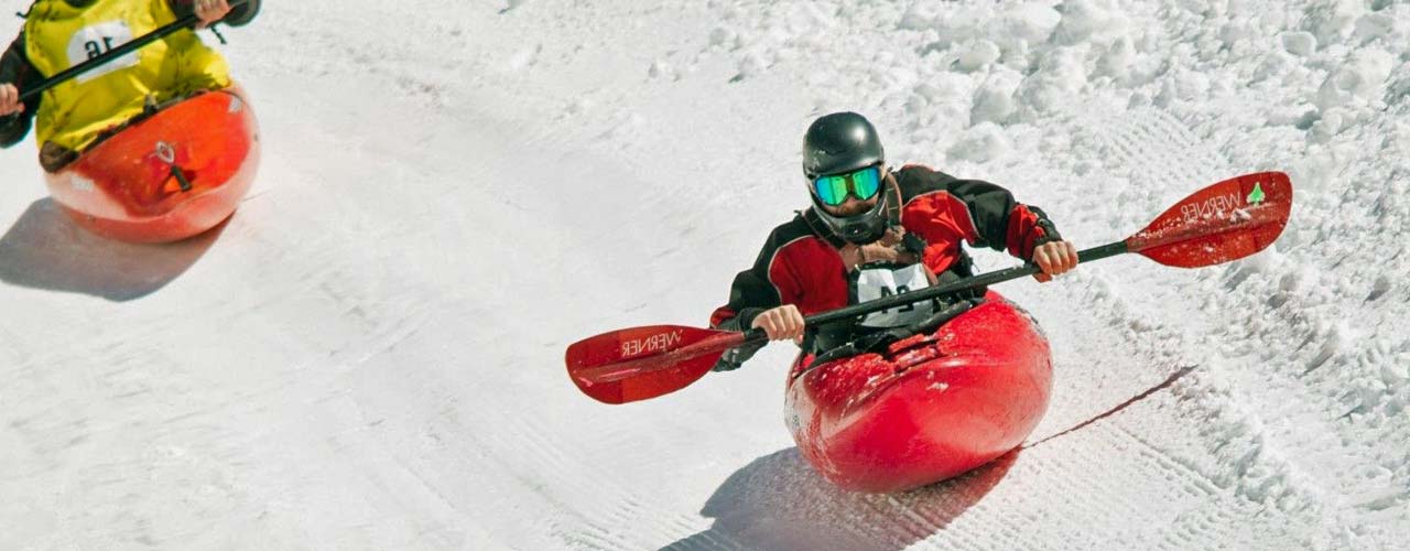 10 ورزش عجیب زمستانی (Snow Kayaking)